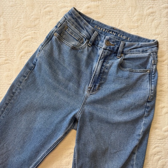 American Eagle curvy mom jeans - Picture 4 of 6